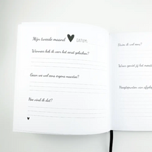 Afbeelding in Gallery-weergave laden, Babyboek